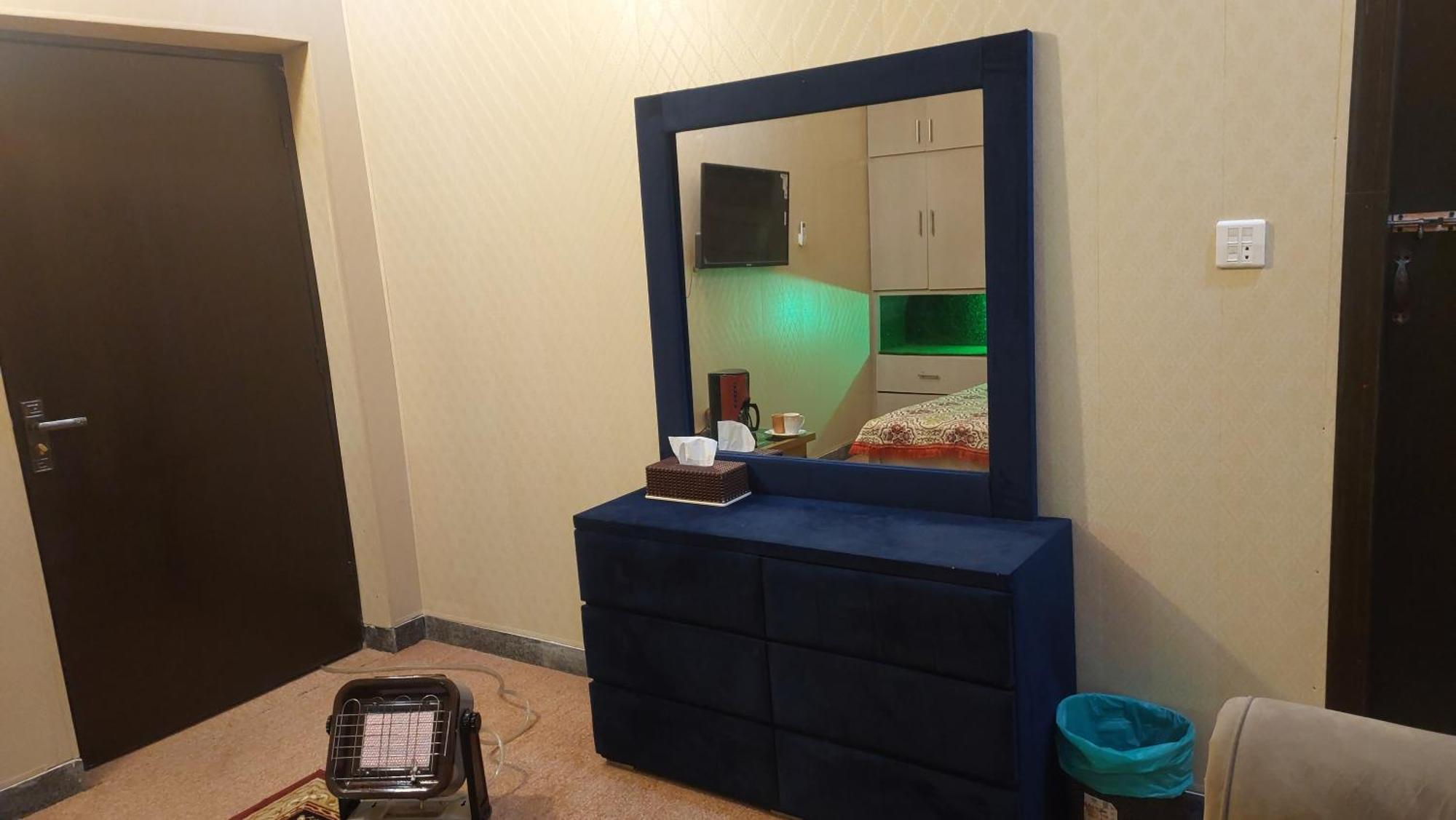 Shally Valley Guest House Равалпинди Екстериор снимка