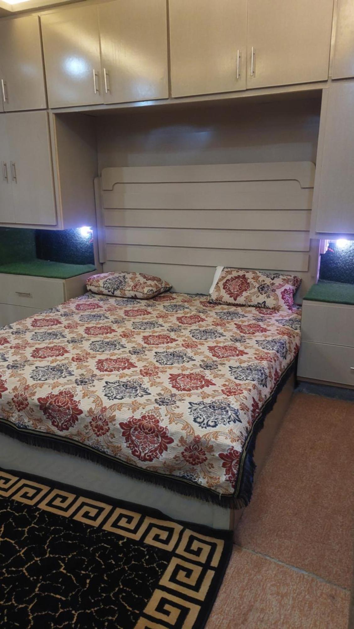 Shally Valley Guest House Равалпинди Екстериор снимка